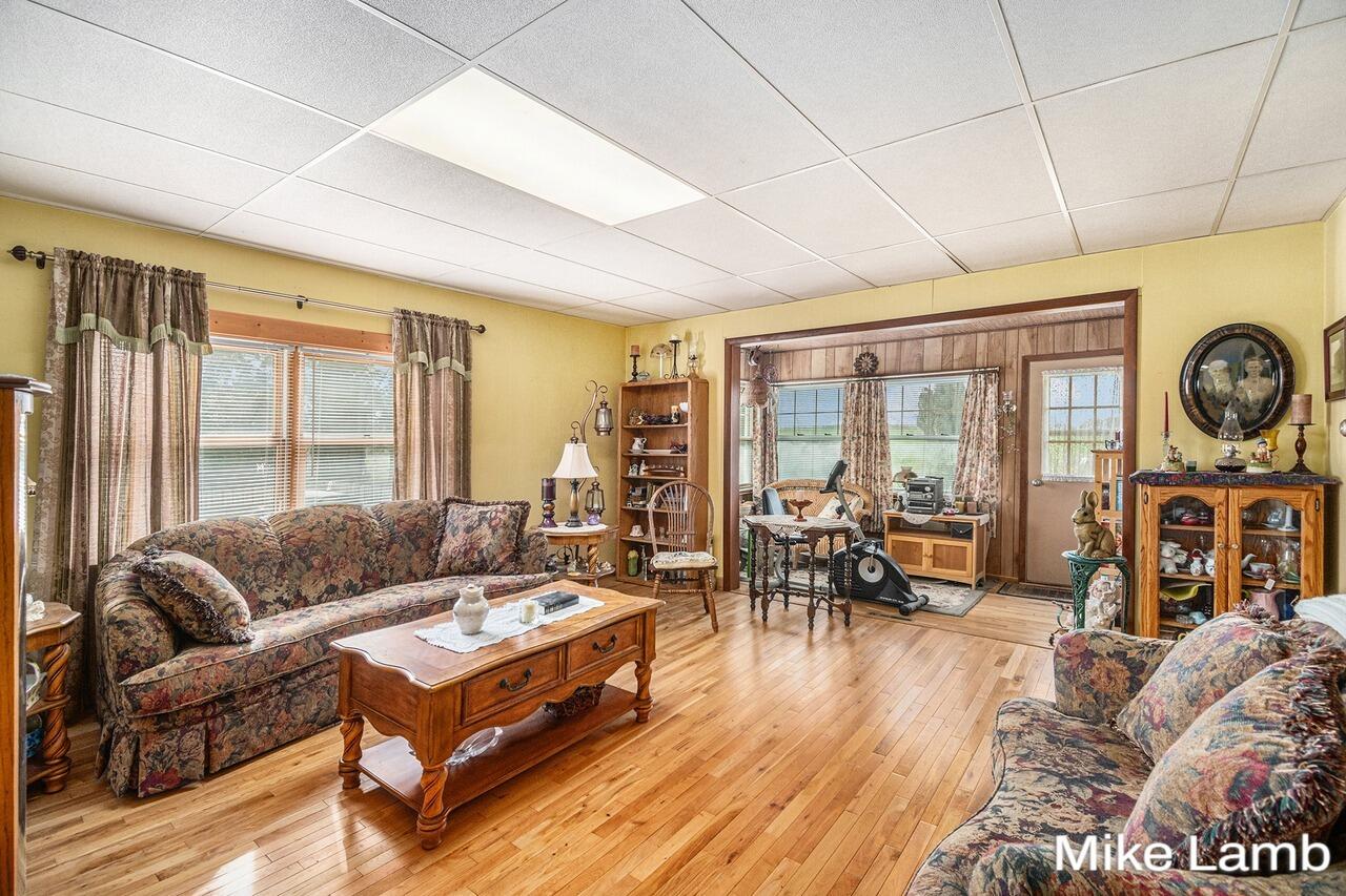 Kent City, Michigan, 49330, United States, 4 Bedrooms Bedrooms, ,1 BathroomBathrooms,Residential,For Sale,1793109