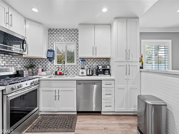 La Habra, California, 90631, United States, 2 Bedrooms Bedrooms, ,1 BathroomBathrooms,Residential,For Sale,1974180