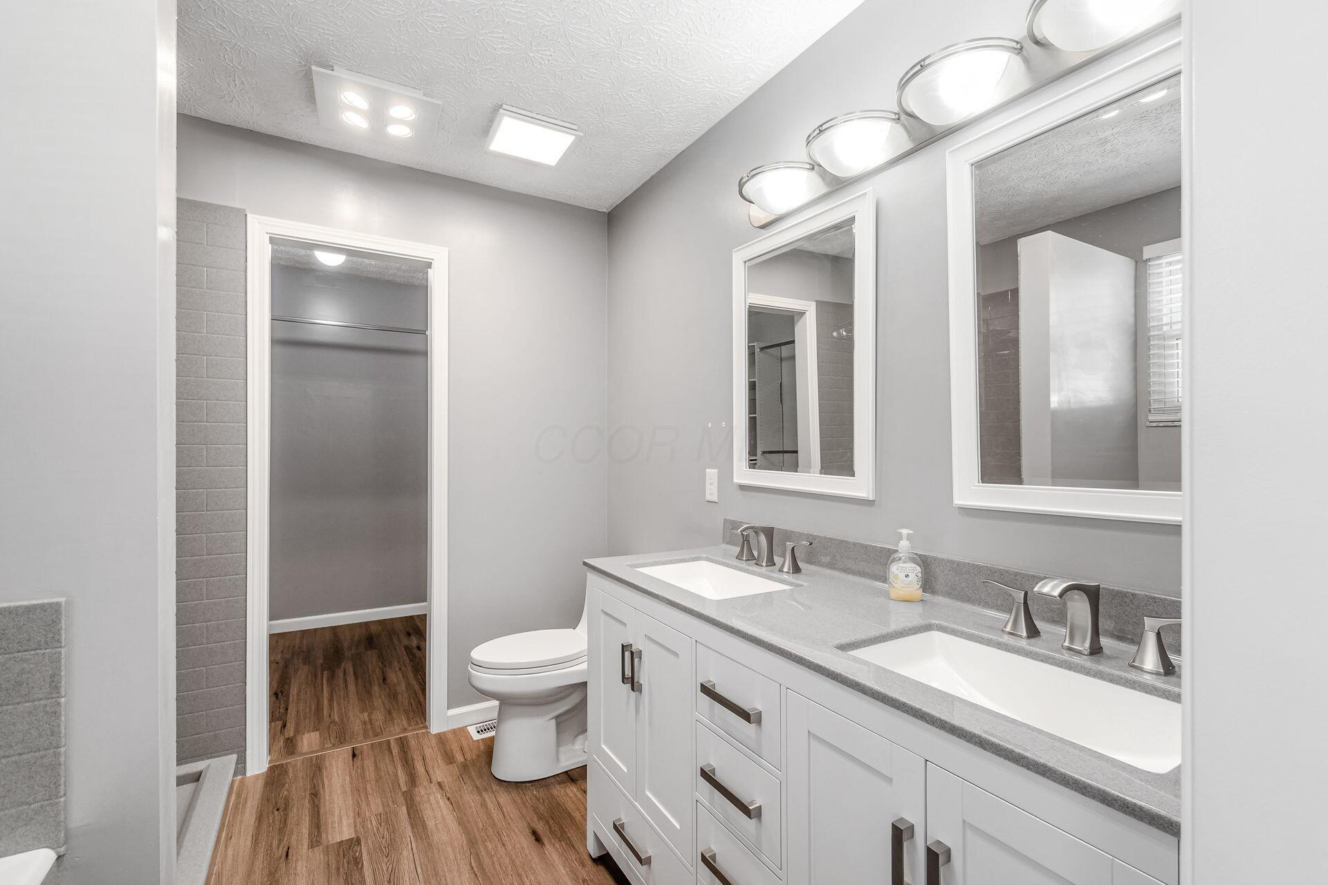 Columbus, Ohio, 43221, United States, 4 Bedrooms Bedrooms, ,4 BathroomsBathrooms,Residential,For Sale,1902021