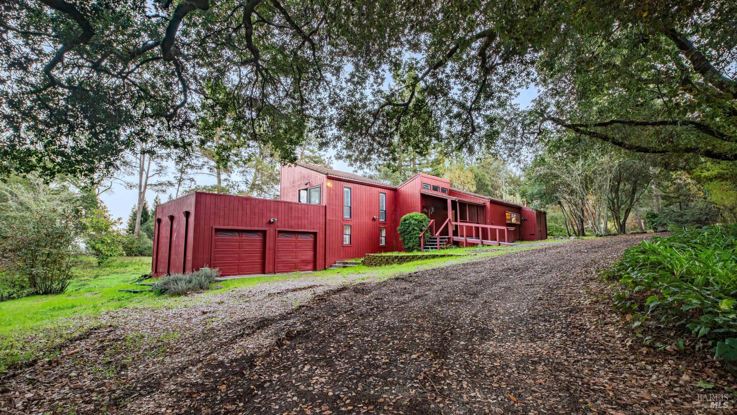 Sebastopol, California, 95472, United States, 3 Bedrooms Bedrooms, ,2 BathroomsBathrooms,Residential,For Sale,1997053