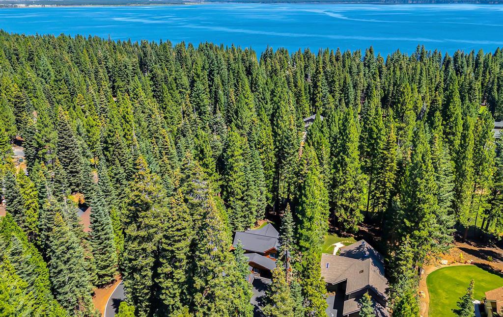 Lake Almanor West, California, 96020, United States, 4 Bedrooms Bedrooms, ,4 BathroomsBathrooms,Residential,For Sale,1907514