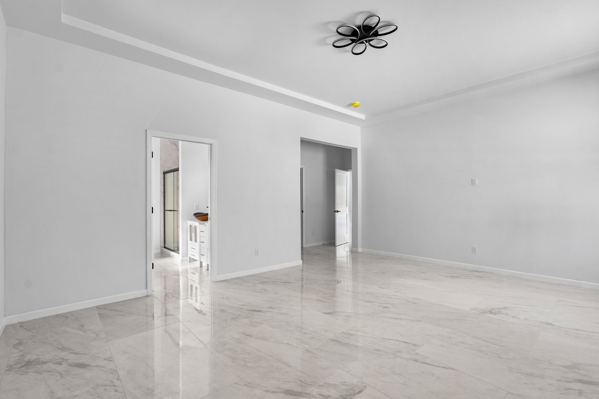 Binghamton, New York, 13905, United States, 3 Bedrooms Bedrooms, ,2 BathroomsBathrooms,Residential,For Sale,2018385