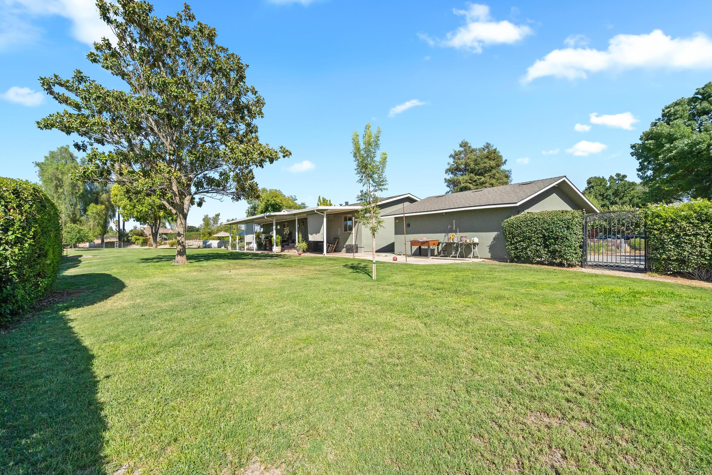 Terra Bella, California, 93270, United States, 3 Bedrooms Bedrooms, ,2 BathroomsBathrooms,Residential,For Sale,1981595