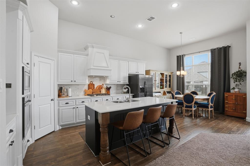 Rockwall, Texas, 75087, United States, 5 Bedrooms Bedrooms, ,4 BathroomsBathrooms,Residential,For Sale,2034382