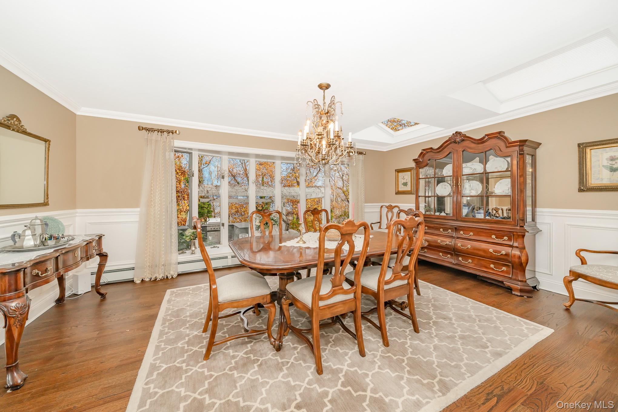 Smithtown, New York, 11787, United States, 5 Bedrooms Bedrooms, ,3 BathroomsBathrooms,Residential,For Sale,2001022