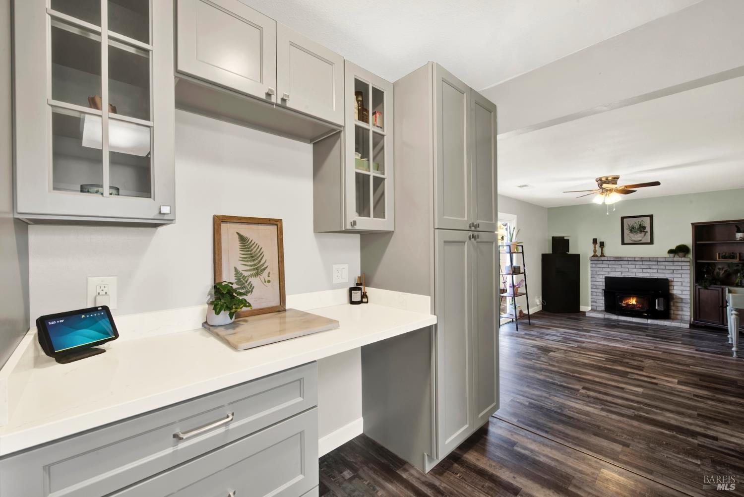 Vacaville, California, 95687, United States, 3 Bedrooms Bedrooms, ,2 BathroomsBathrooms,Residential,For Sale,1940371