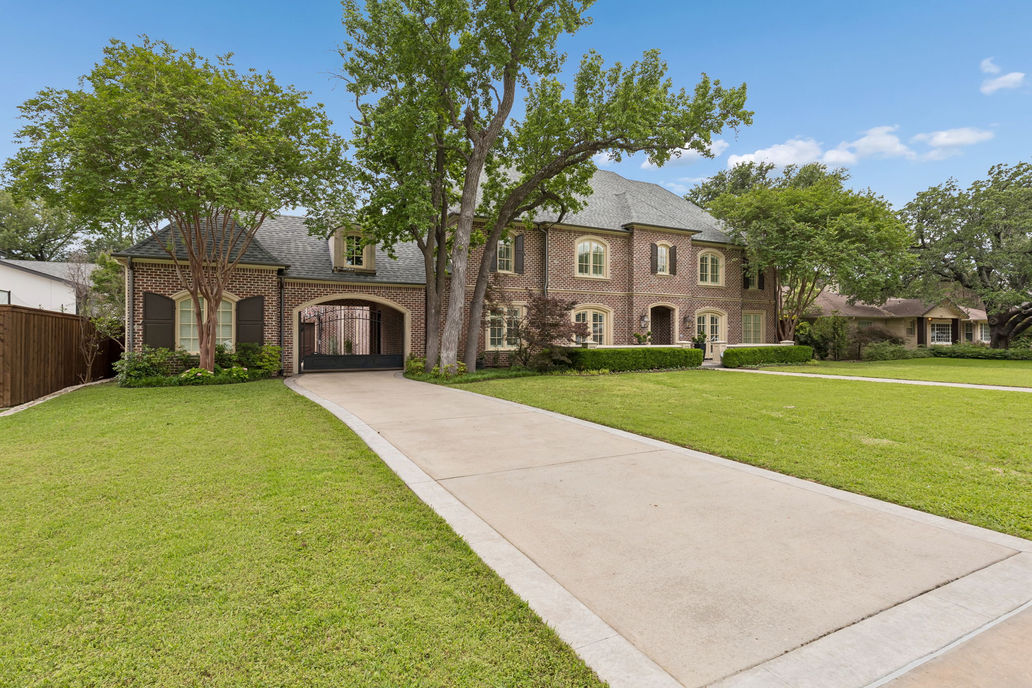  Premier Preston Hollow Location Near Top Private Schools - 物件實景