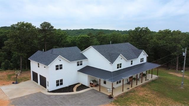 Tahlequah, Oklahoma, 74464, United States, 6 Bedrooms Bedrooms, ,4 BathroomsBathrooms,Residential,For Sale,1982576