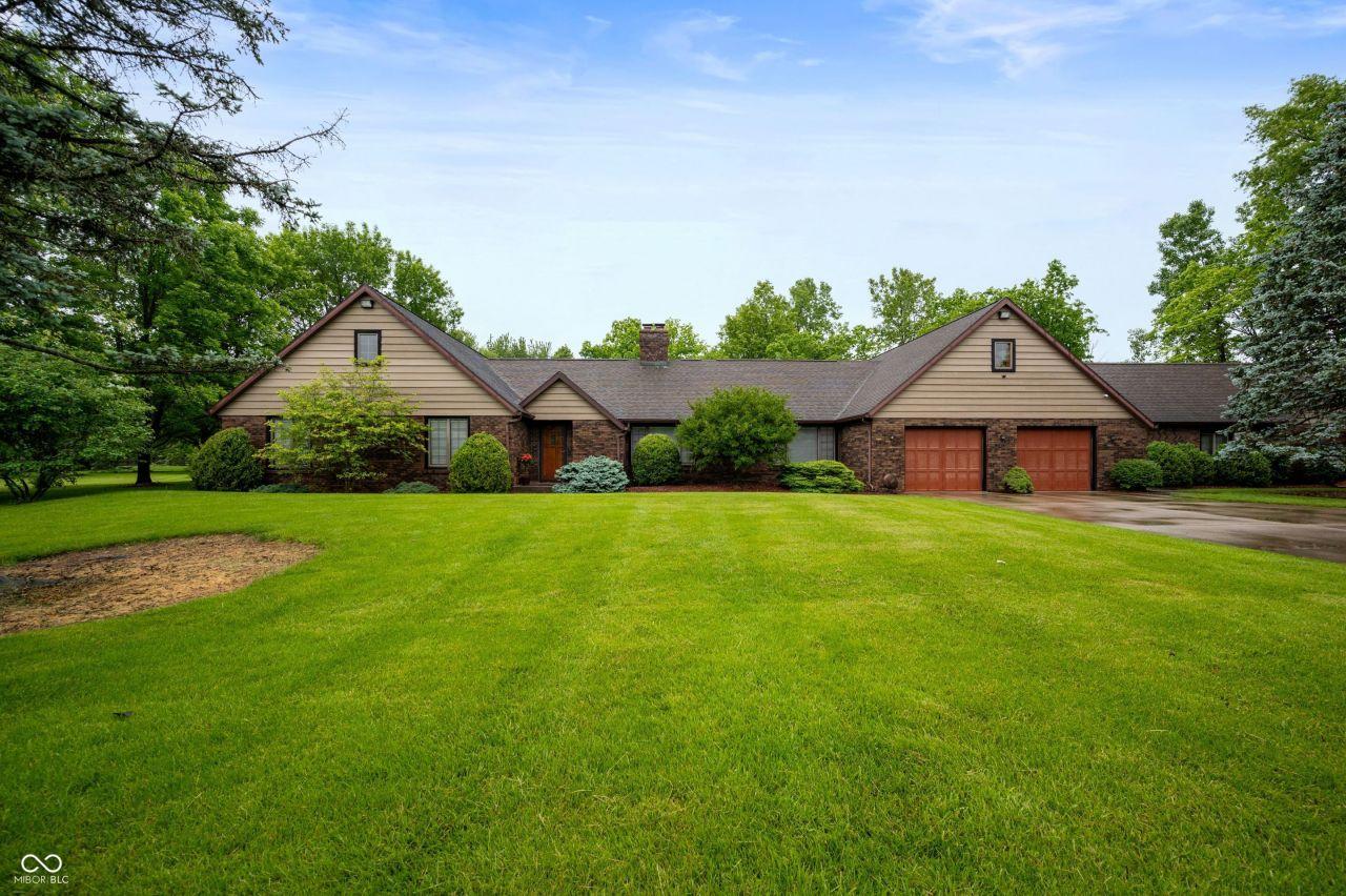 Muncie, Indiana, 47304, United States, 4 Bedrooms Bedrooms, ,5 BathroomsBathrooms,Residential,For Sale,1828305