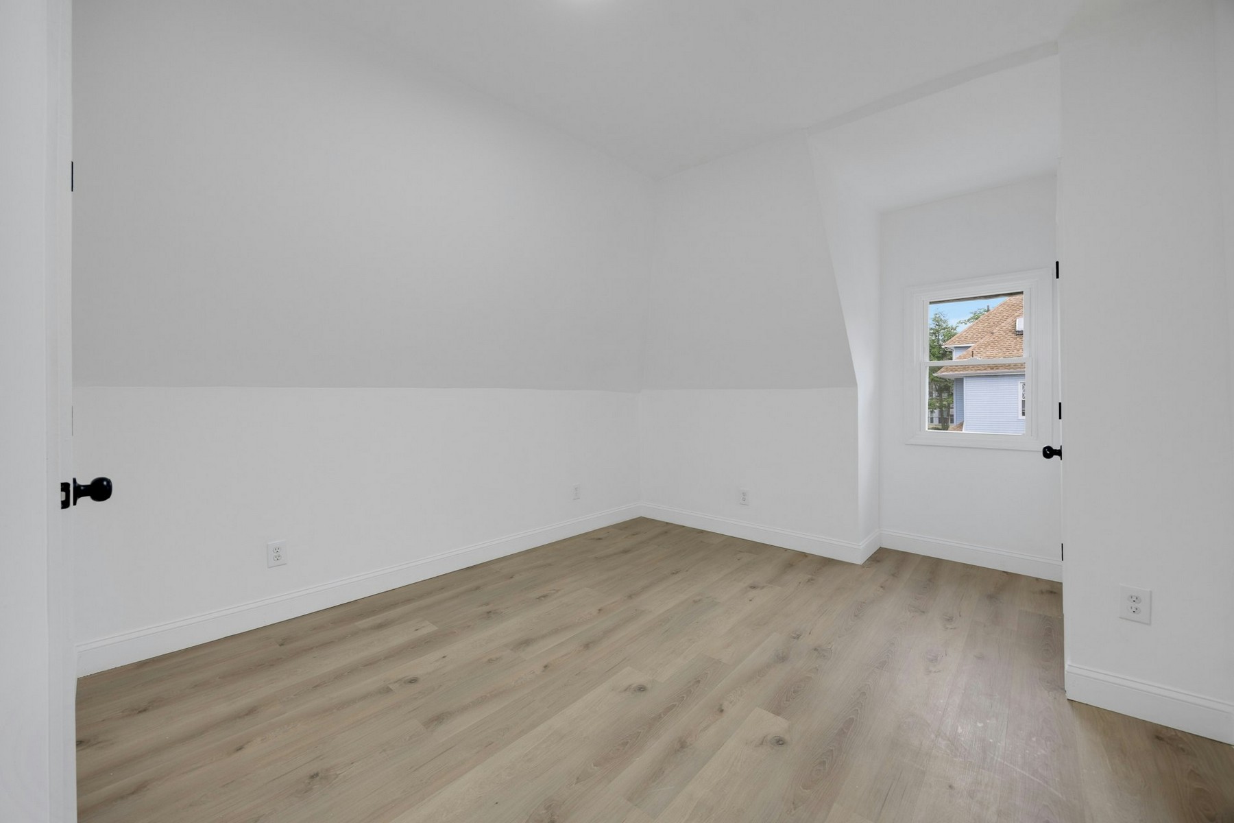  58-60 Ingraham Place, Newark, NJ 07108 - 物件實景