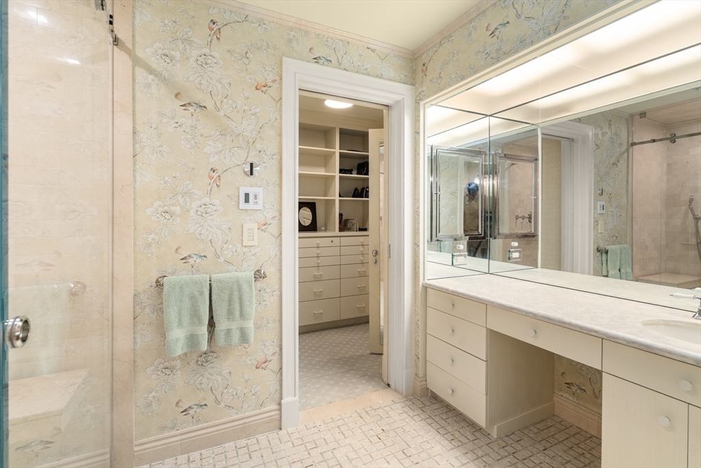 Boston, Massachusetts, 02110, United States, 3 Bedrooms Bedrooms, ,3 BathroomsBathrooms,Residential,For Sale,1850032