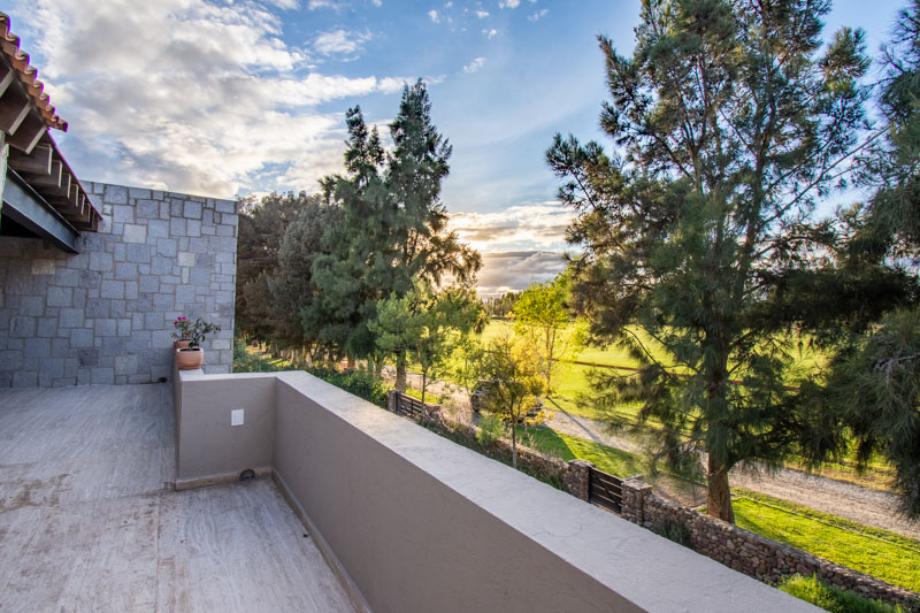 Dolores Hidalgo Cuna de la Independencia Nacional, Guanajuato, 37800, Mexico, 4 Bedrooms Bedrooms, ,4 BathroomsBathrooms,Residential,For Sale,1686394