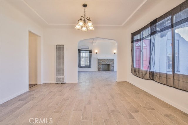 Los Angeles, California, 90047, United States, 5 Bedrooms Bedrooms, ,Residential,For Sale,2009243