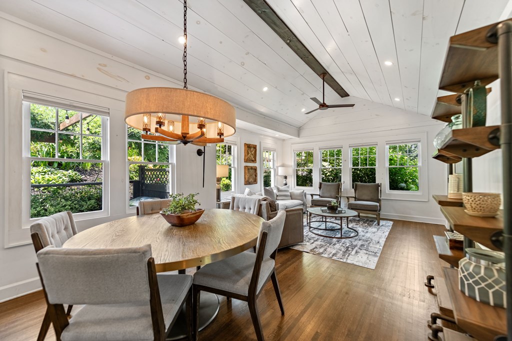 Blue Ridge, Georgia, 30513, United States, 3 Bedrooms Bedrooms, ,2 BathroomsBathrooms,Residential,For Sale,1878100