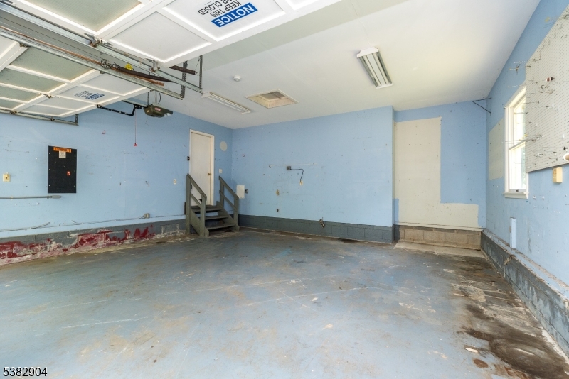 Kingwood Twp., New Jersey, 08867-4402, United States, 4 Bedrooms Bedrooms, ,3 BathroomsBathrooms,Residential,For Sale,1940654