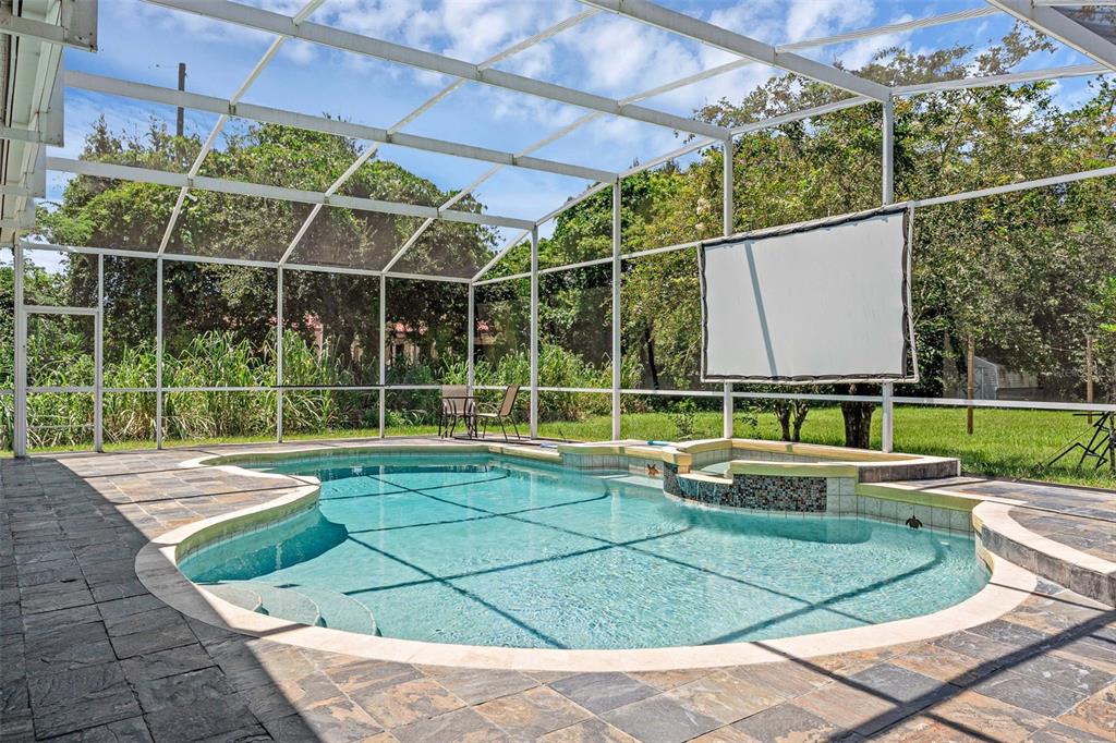 Orlando, Florida, 32829, United States, 4 Bedrooms Bedrooms, ,3 BathroomsBathrooms,Residential,For Sale,1926455