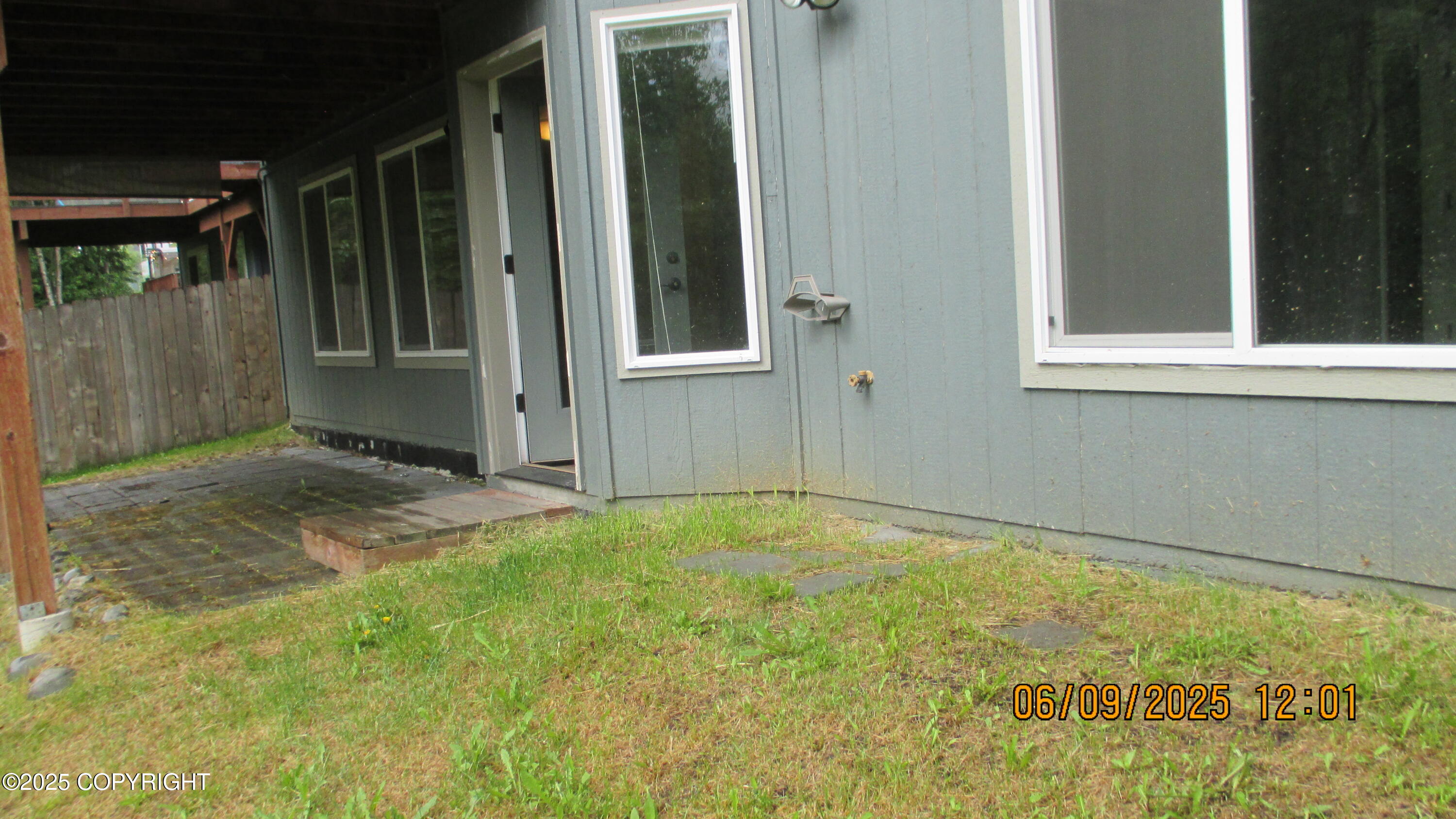 Eagle River, Alaska, 99577, United States, 4 Bedrooms Bedrooms, ,4 BathroomsBathrooms,Residential,For Sale,1981531