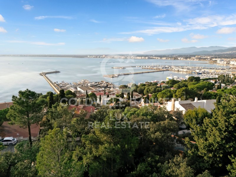 Girona, Roses, Port Esportiu - Puig Rom - Canyelle, Roses, Catalonia, ES, 4 Bedrooms Bedrooms, ,2 BathroomsBathrooms,Residential,For Sale,Girona, Roses, Port Esportiu - Puig Rom - Canyelle,1682767