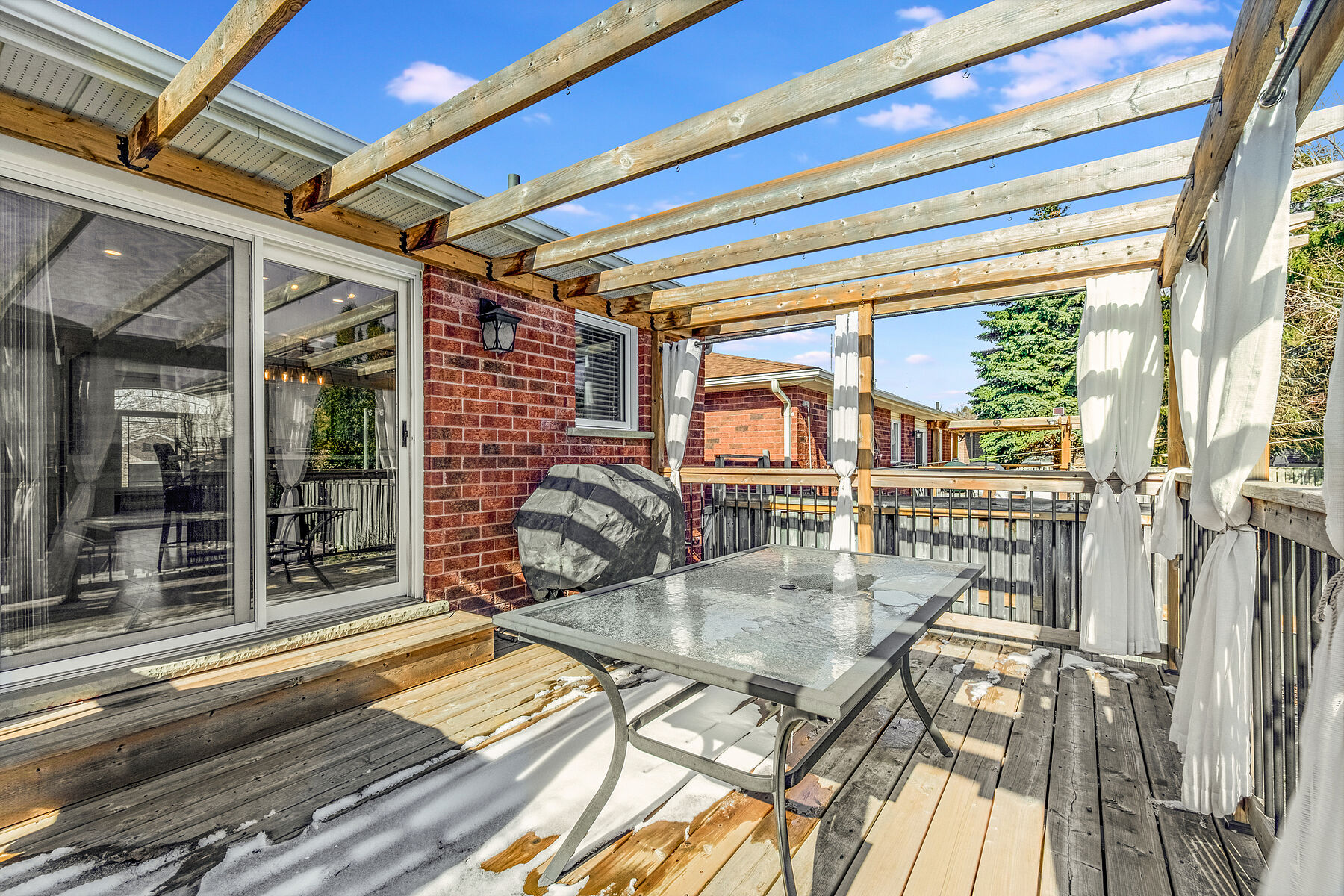  Raised Bungalow with Pool - 物件實景