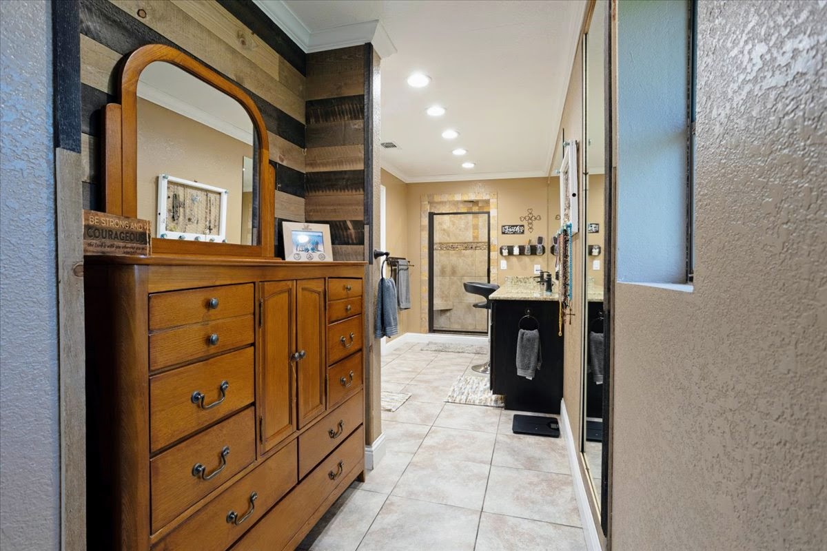 Savoy, Texas, 75479, United States, 3 Bedrooms Bedrooms, ,2 BathroomsBathrooms,Residential,For Sale,1979874