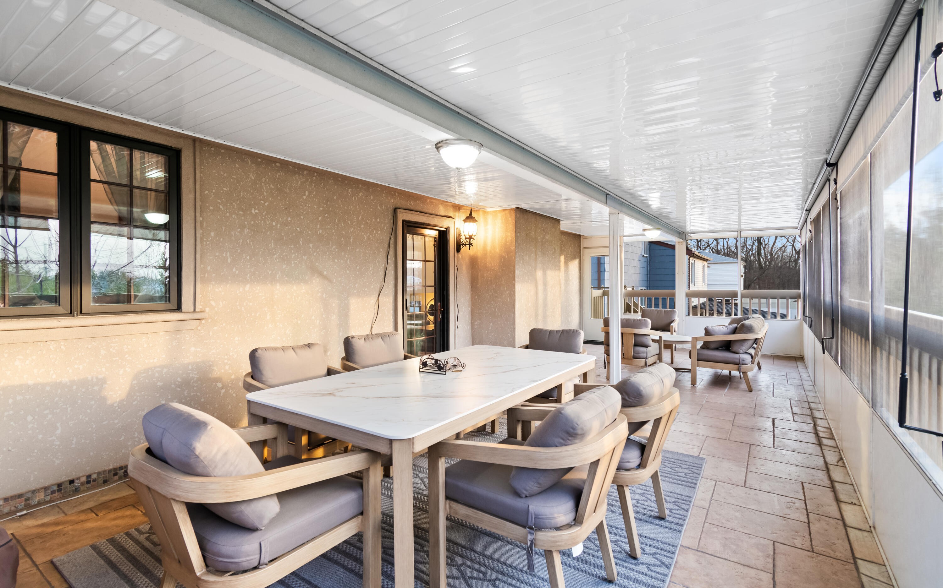  668 Stewart Avenue - 物件實景