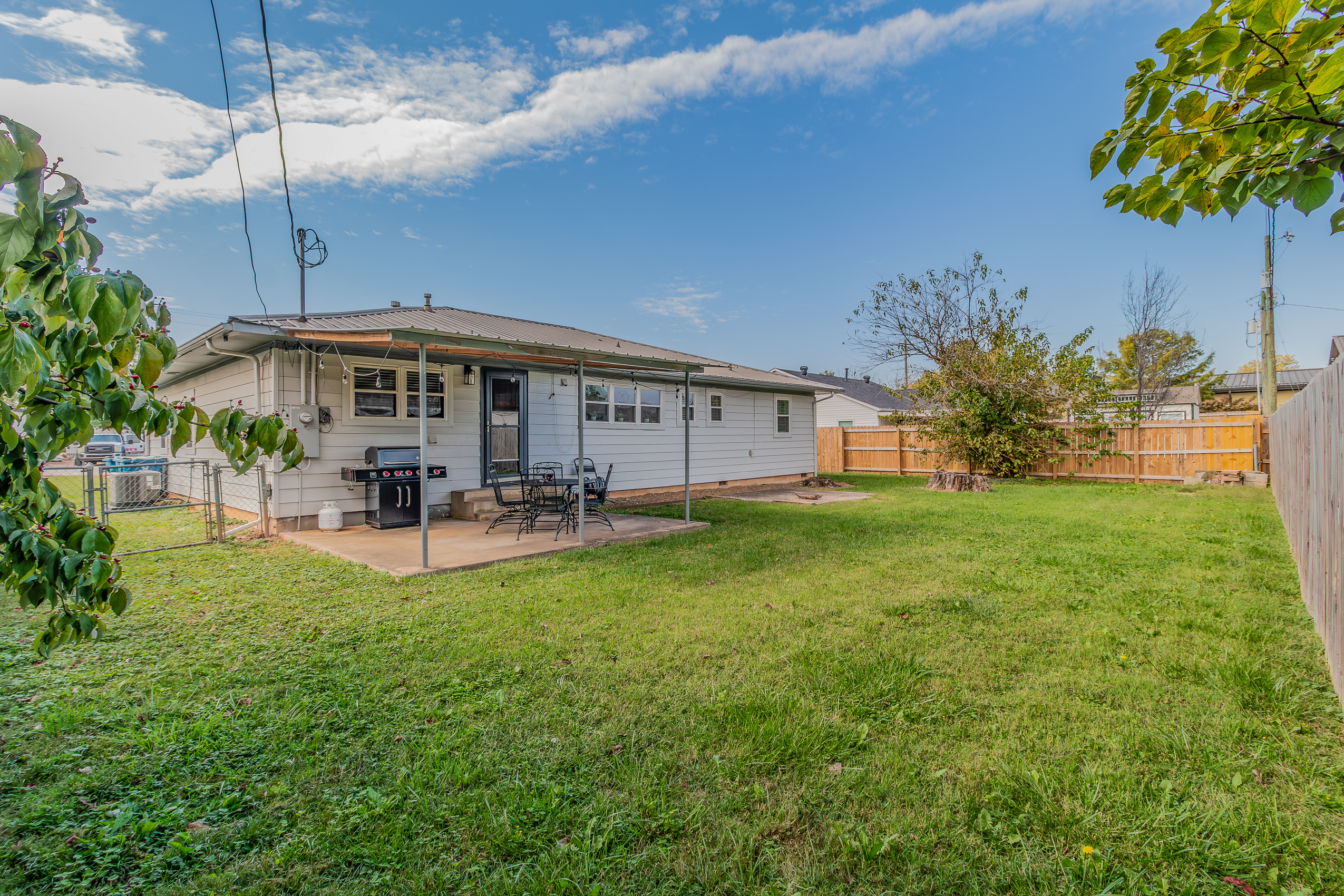  808 NW 8th Street, Bentonville, AR 72712 - 物件實景