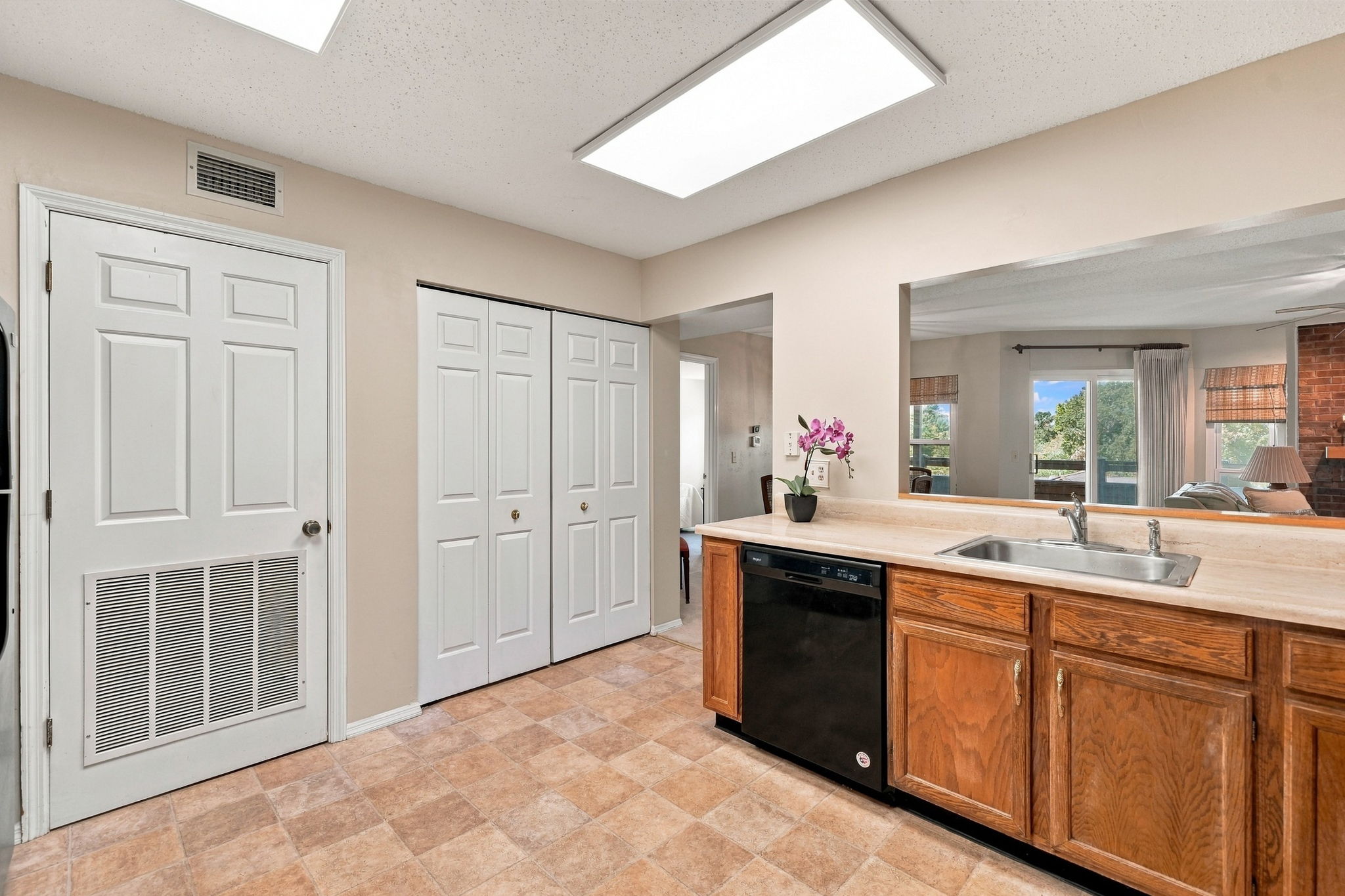  1010 Thoreau Court, St. Louis, MO 63146 - 物件實景