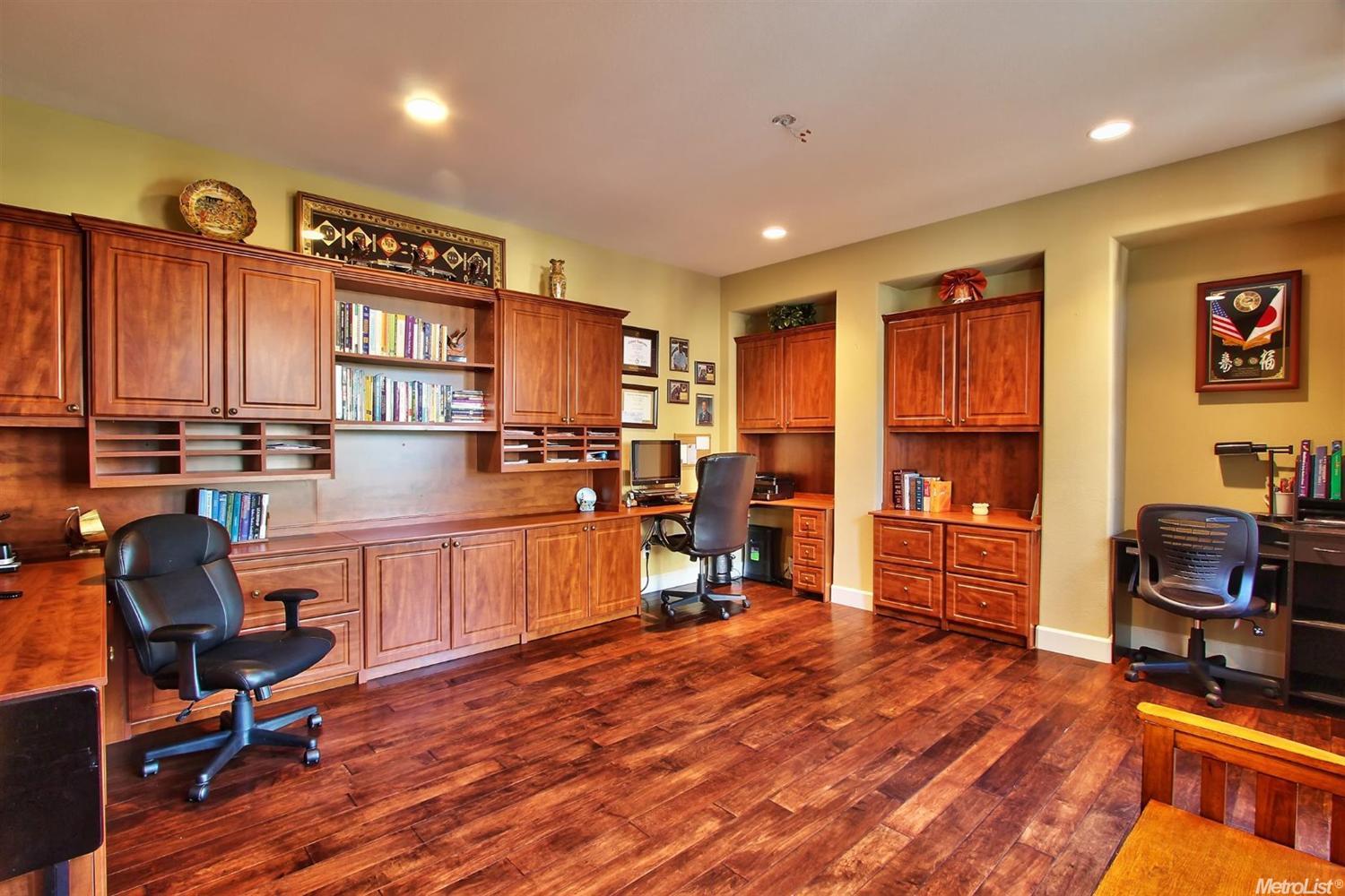 Rocklin, California, 95765, United States, 5 Bedrooms Bedrooms, ,5 BathroomsBathrooms,Residential,For Sale,1860448