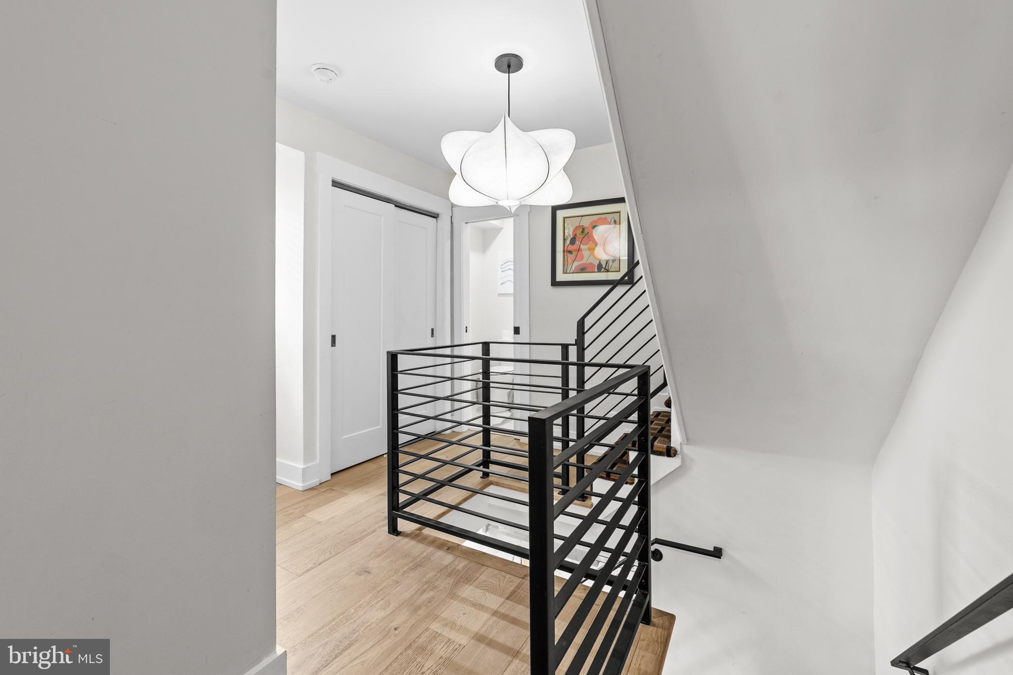 PHILADELPHIA, Pennsylvania, 19107, United States, 3 Bedrooms Bedrooms, ,3 BathroomsBathrooms,Residential,For Sale,1989862