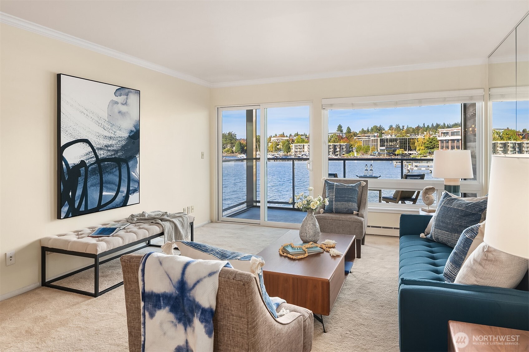 Kirkland, Washington, 98033, United States, 2 Bedrooms Bedrooms, ,1 BathroomBathrooms,Residential,For Sale,1856808