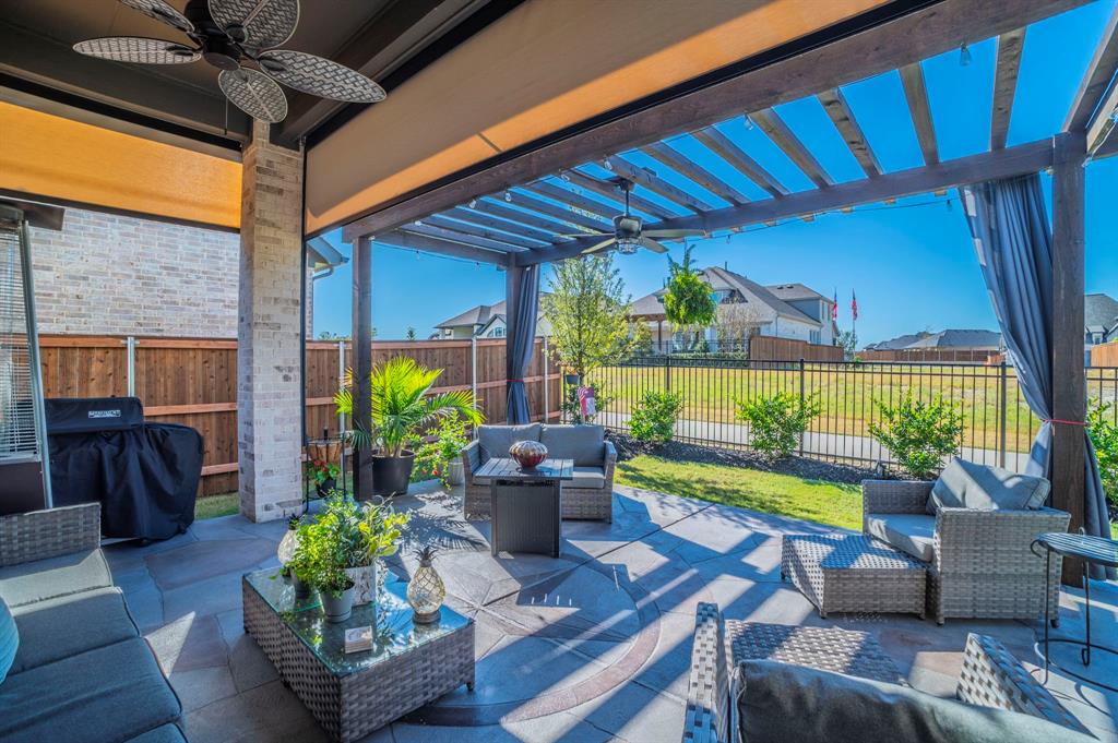 Midlothian, Texas, 76065, United States, 4 Bedrooms Bedrooms, ,4 BathroomsBathrooms,Residential,For Sale,2005390