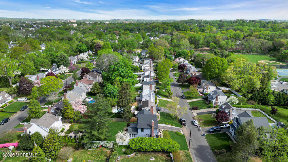Shrewsbury Boro, New Jersey, 07702, United States, 4 Bedrooms Bedrooms, ,3 BathroomsBathrooms,Residential,For Sale,1991945
