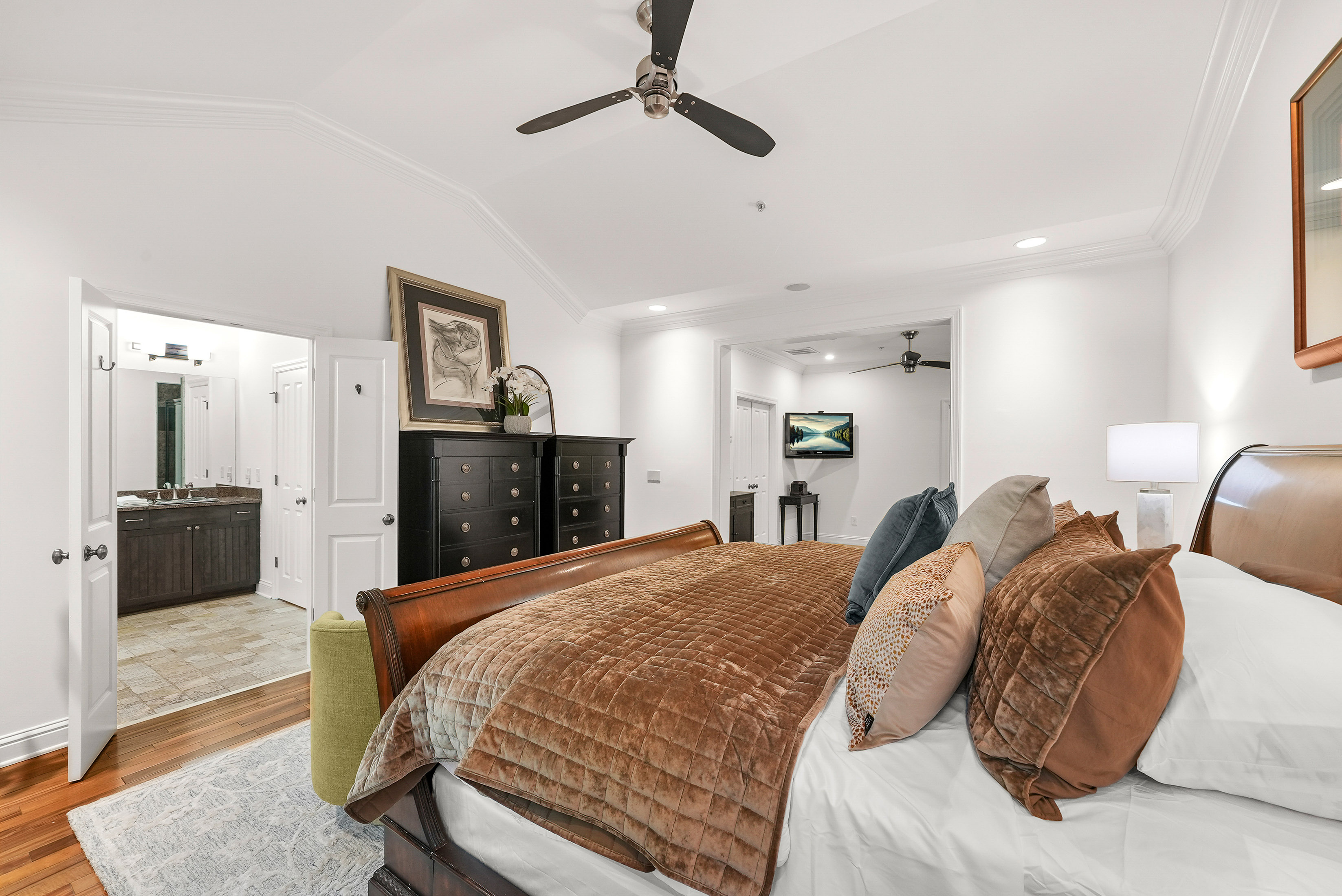  Beautifully Appointed Townhome in the Heart of Downtown Alpharetta - 物件實景