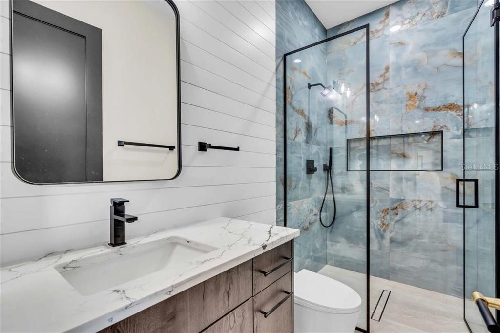 Nokomis, Florida, 34275, United States, 4 Bedrooms Bedrooms, ,5 BathroomsBathrooms,Residential,For Sale,1989128