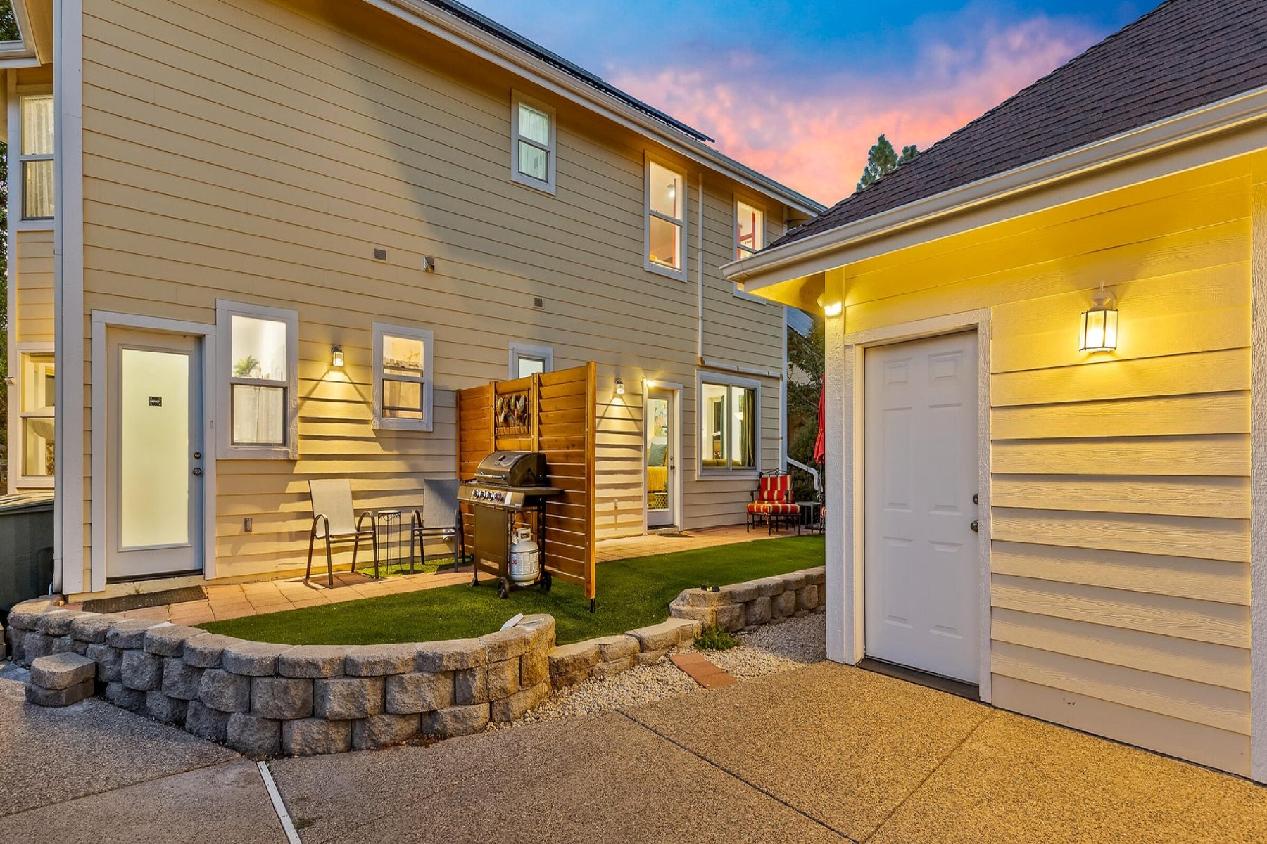  303 W Juniper Avenue  Flagstaff, AZ - 物件實景