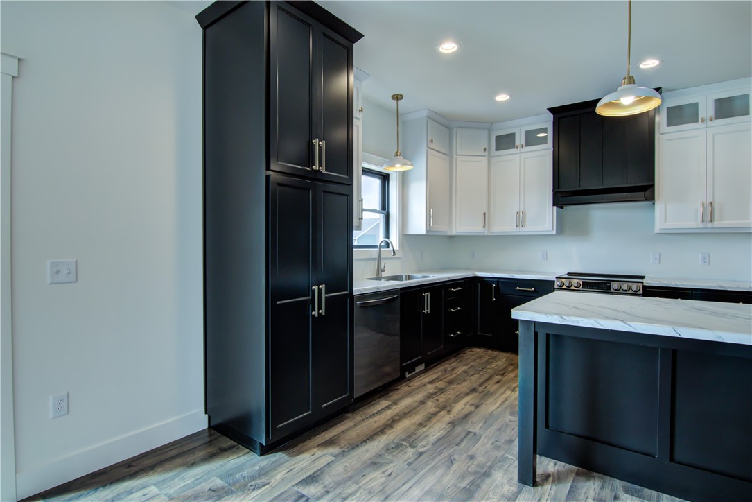 Chippewa Falls, Wisconsin, 54729, United States, 5 Bedrooms Bedrooms, ,3 BathroomsBathrooms,Residential,For Sale,1979363