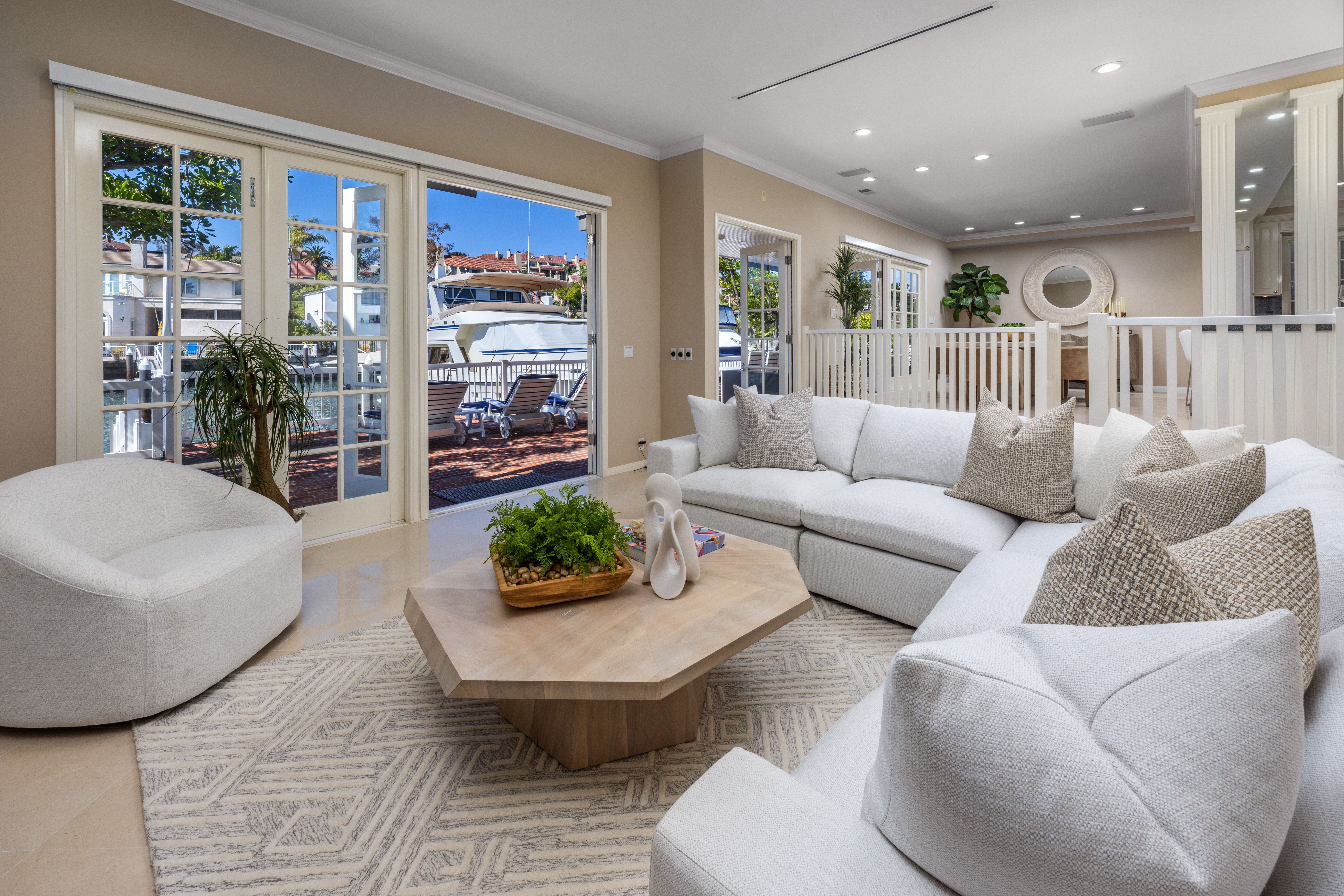  736 Harbor Island Drive, Newport Beach, CA 92660 - 物件實景