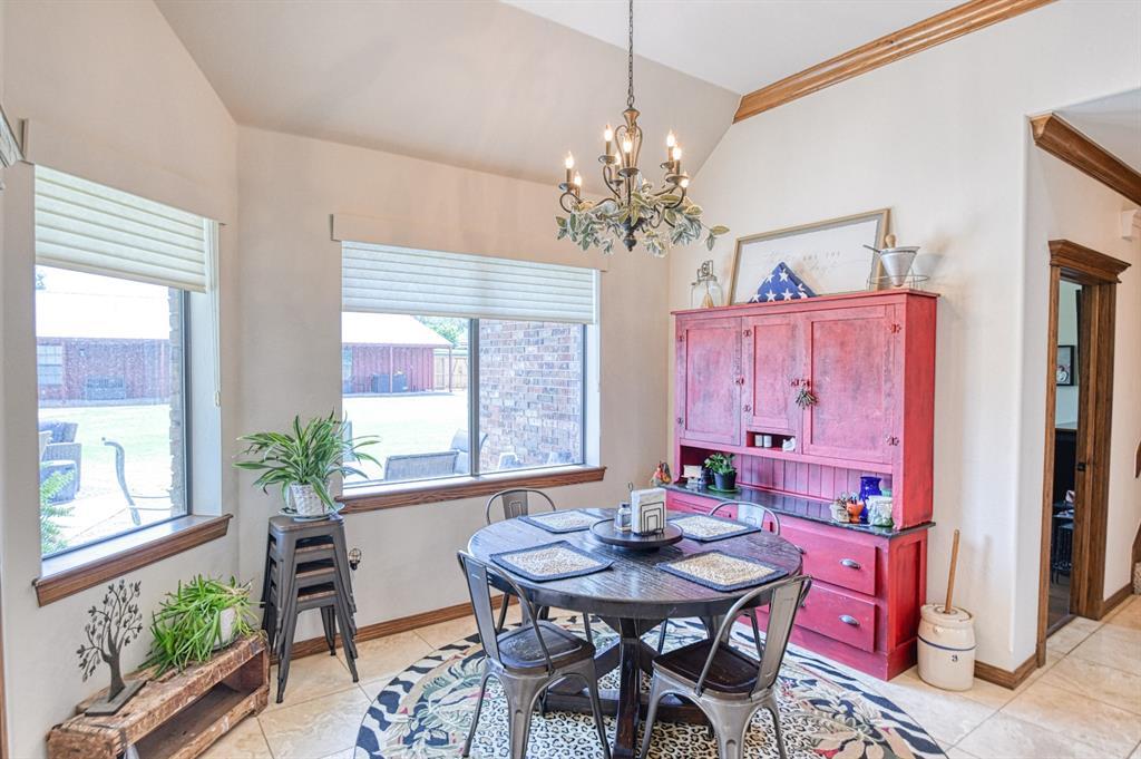 Chickasha, Oklahoma, 73018, United States, 4 Bedrooms Bedrooms, ,5 BathroomsBathrooms,Residential,For Sale,1921713