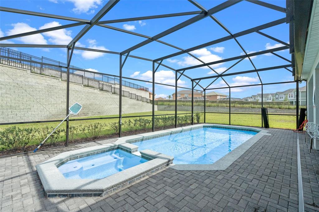 Davenport, Florida, 33897, United States, 10 Bedrooms Bedrooms, ,8 BathroomsBathrooms,Residential,For Sale,1897449