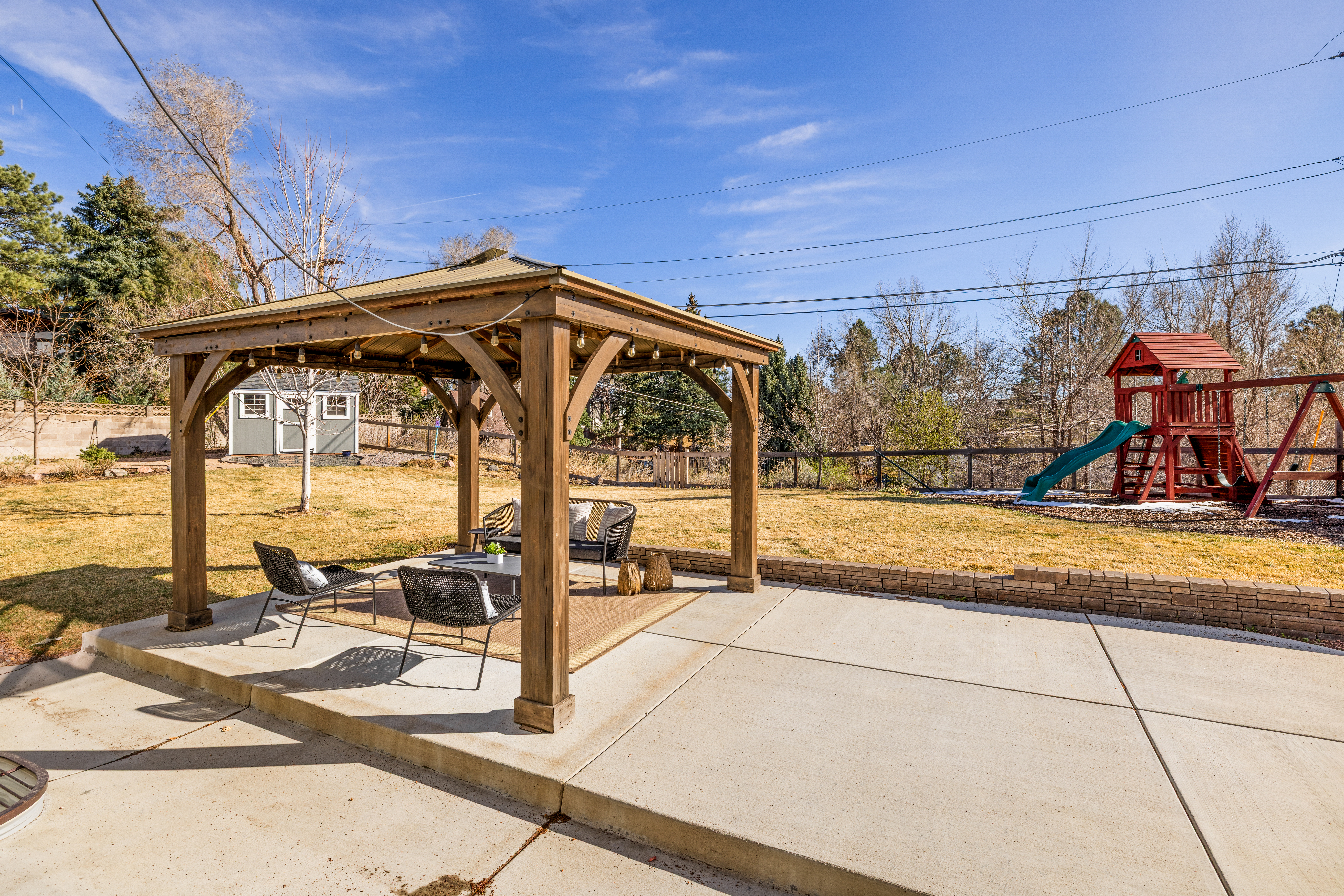  Live in the Beloved Applewood Neighborhood - 物件實景