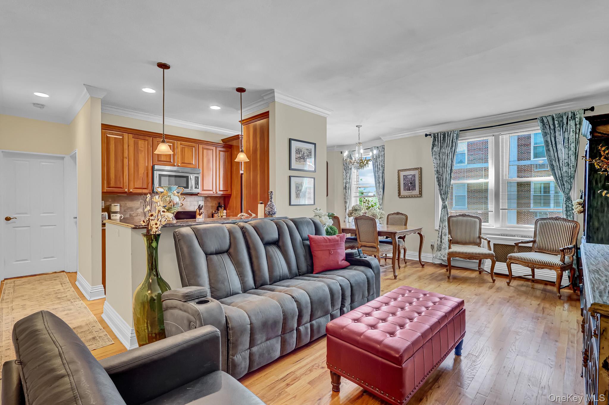 111 7th Street, Garden City, NY, 11530 - 物件實景