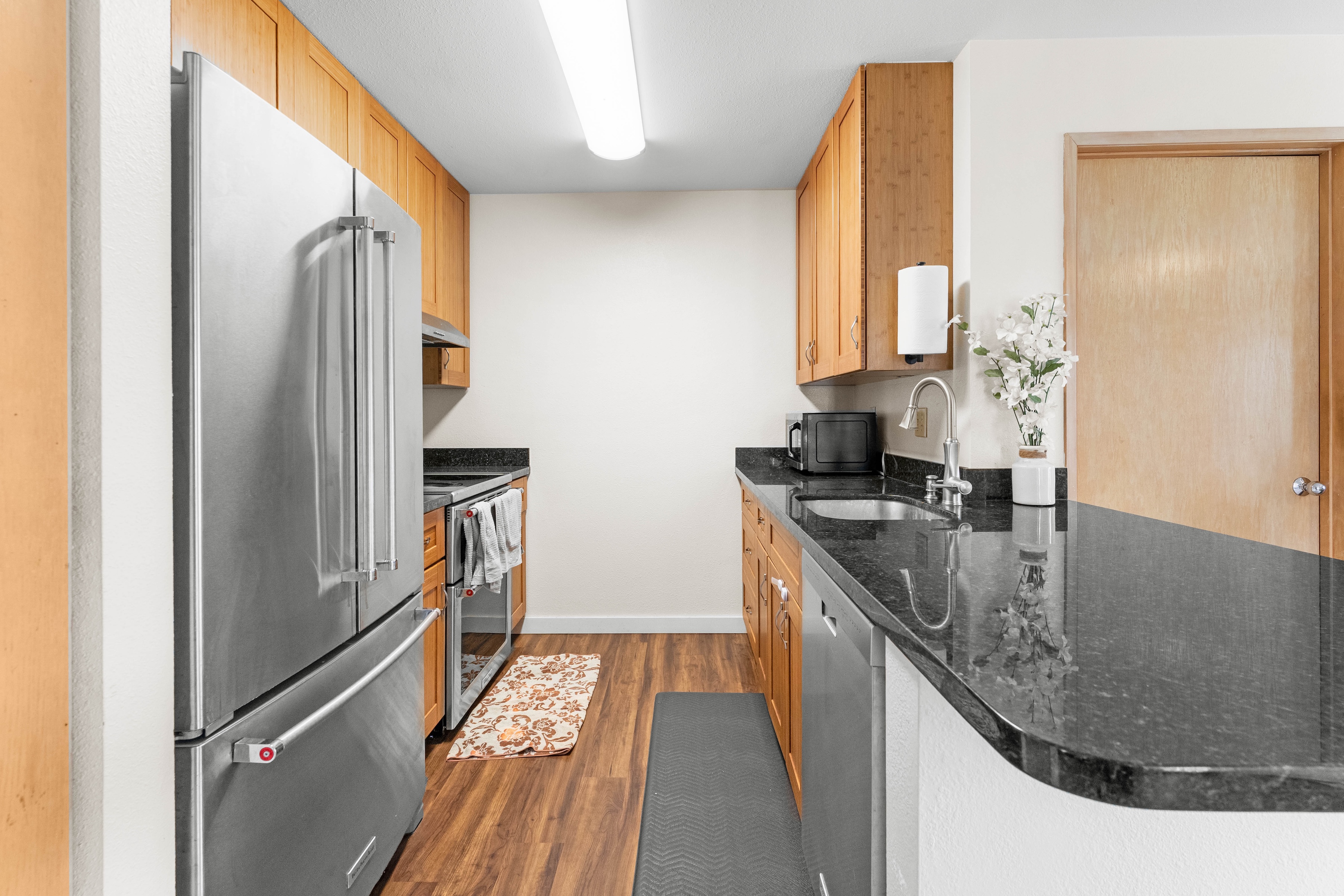  Well-maintained 1-bedroom, 1-bath corner unit in Iao Parkside - 物件實景