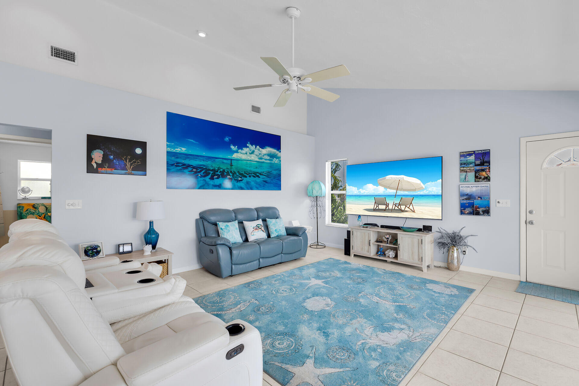 MARATHON, Florida, 33050, United States, 3 Bedrooms Bedrooms, ,2 BathroomsBathrooms,Residential,For Sale,2002078