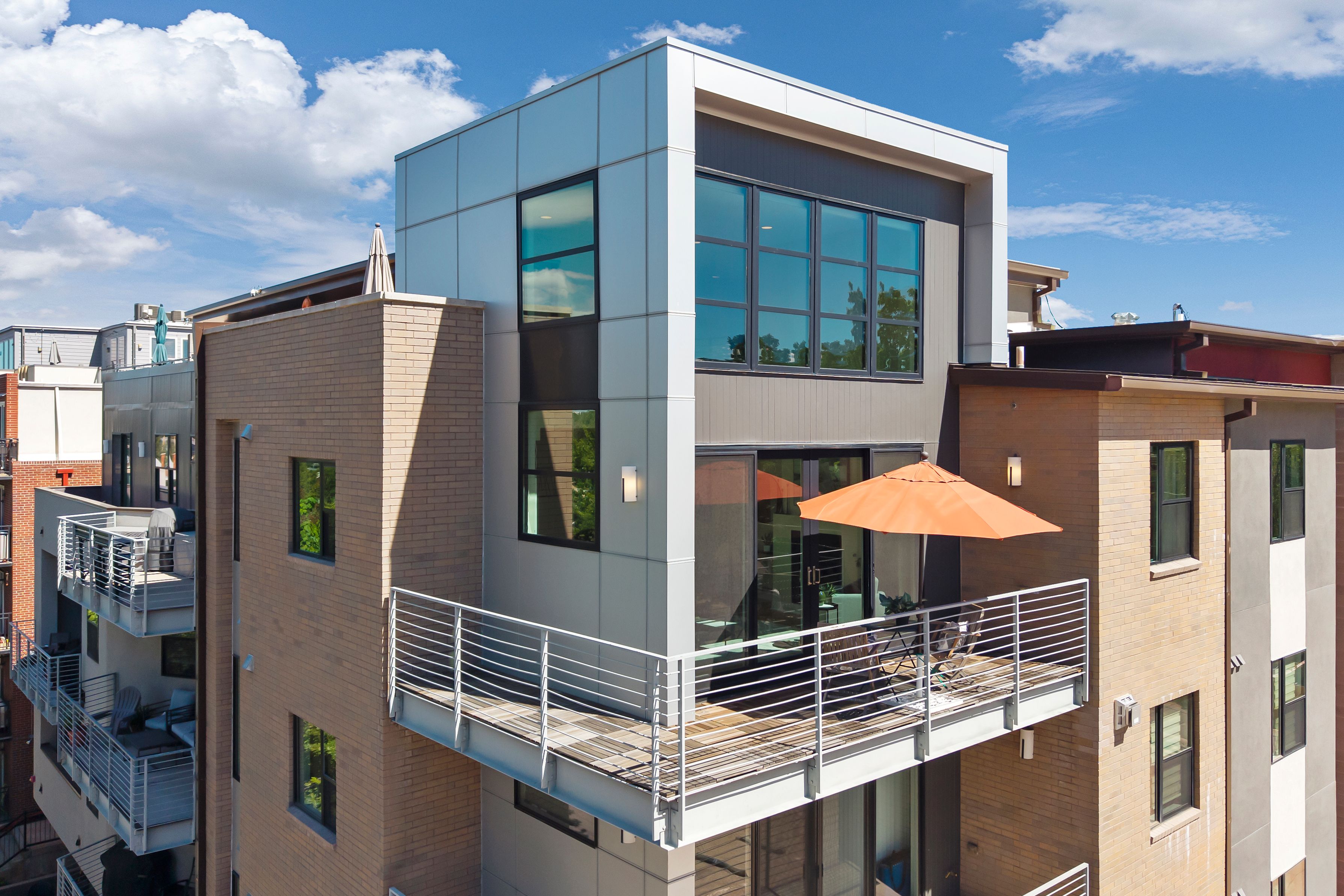  Wash Park Luxury Penthouse with Rooftop Deck - 物件實景