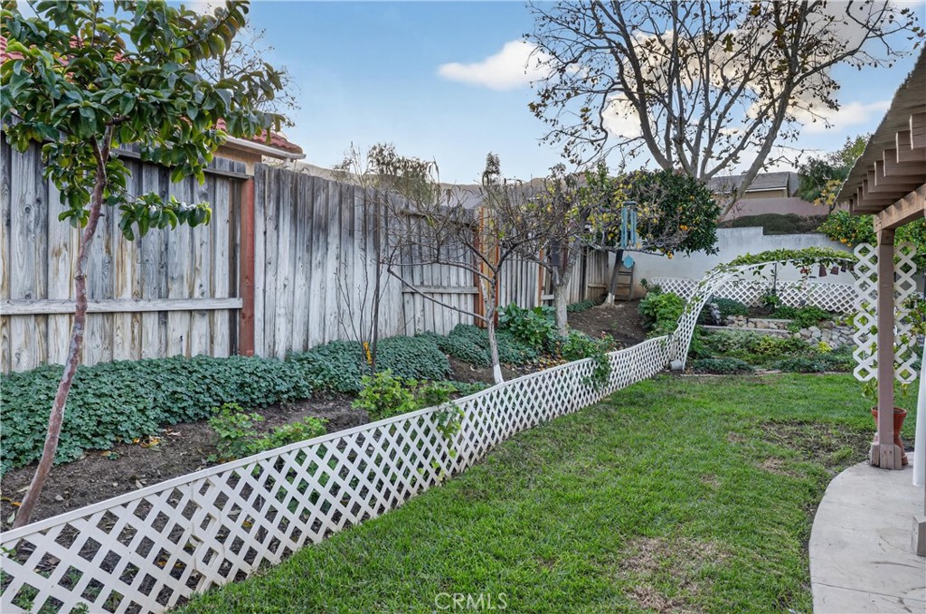 Corona, California, 92883, United States, 4 Bedrooms Bedrooms, ,2 BathroomsBathrooms,Residential,For Sale,2009090