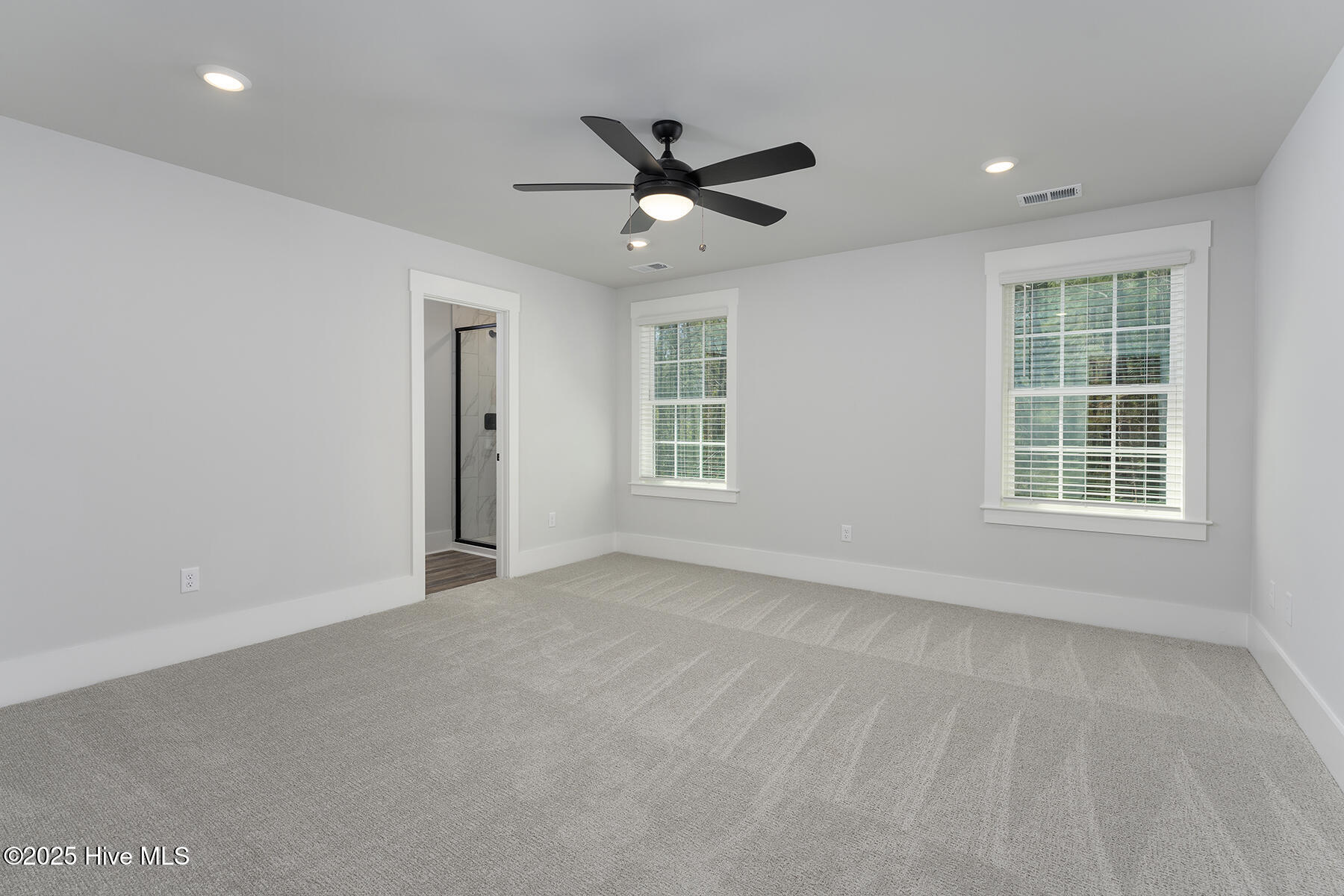 Bolivia, North Carolina, 28422, United States, 4 Bedrooms Bedrooms, ,3 BathroomsBathrooms,Residential,For Sale,1804965