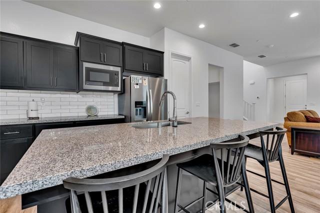 Madera, California, 93636, United States, 4 Bedrooms Bedrooms, ,4 BathroomsBathrooms,Residential,For Sale,1982003