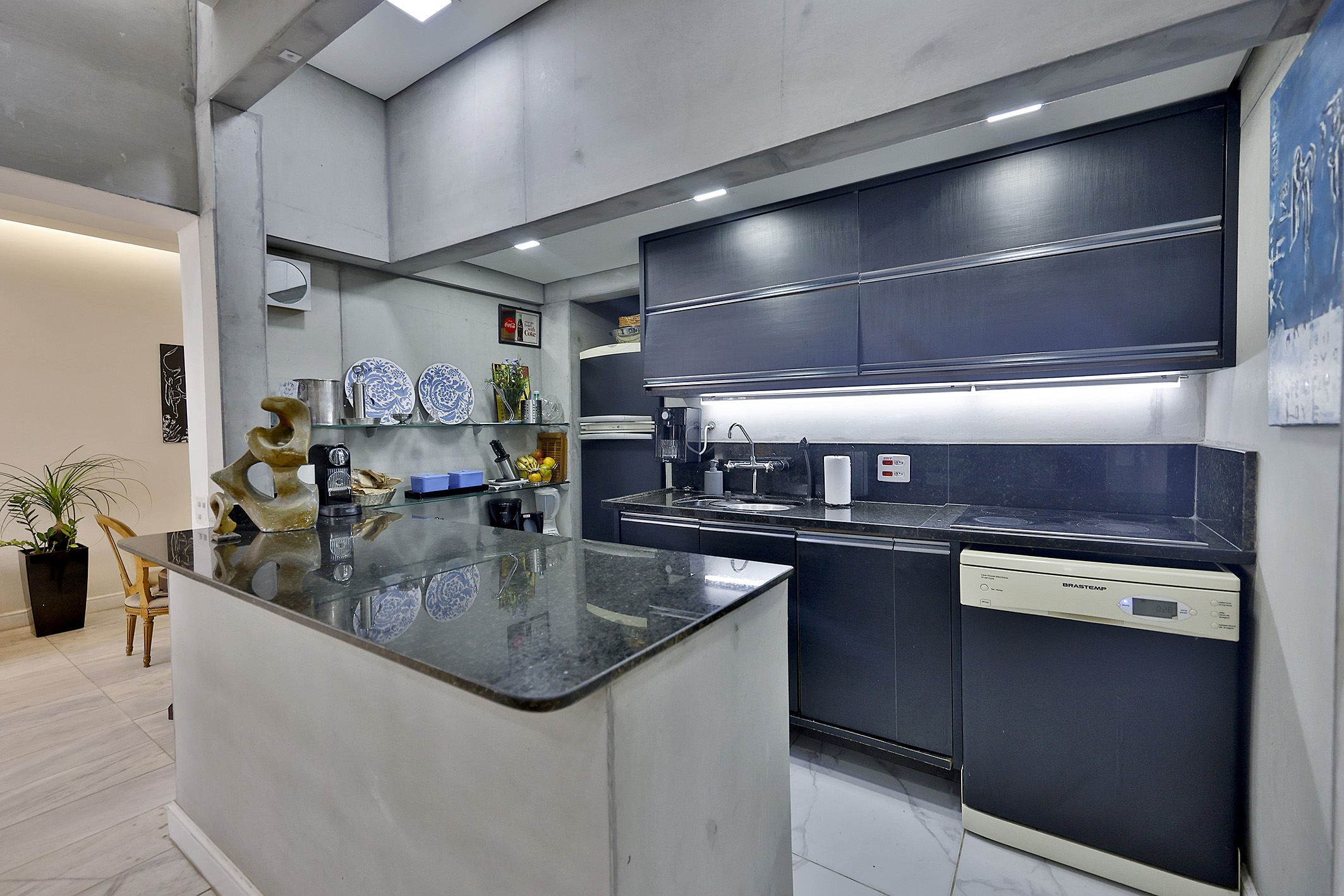  Renovated apartment in prime location with integrated layout - 物件實景
