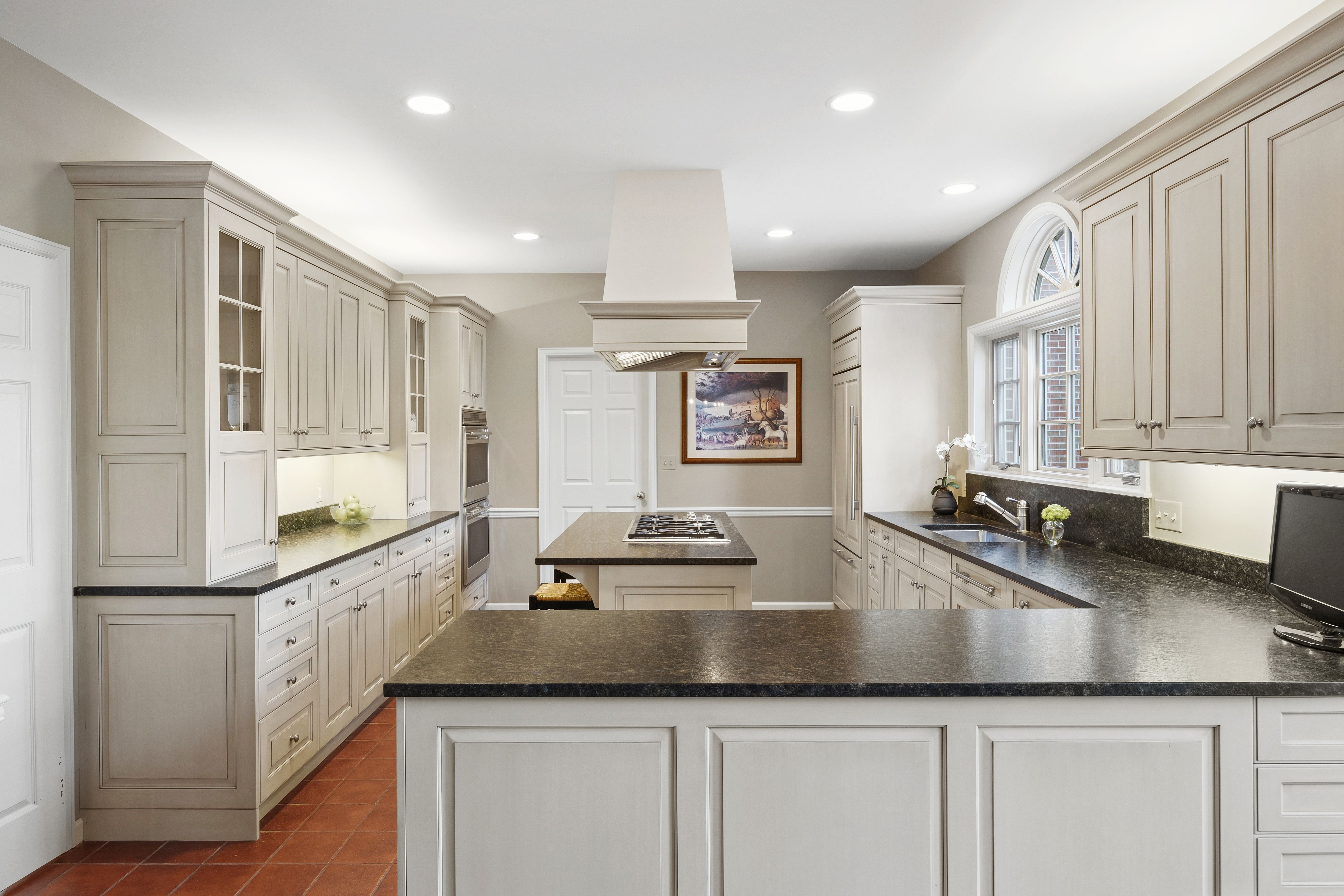  Exceptional Pennsylvania-Inspired Red Brick Colonial Revival - 物件實景