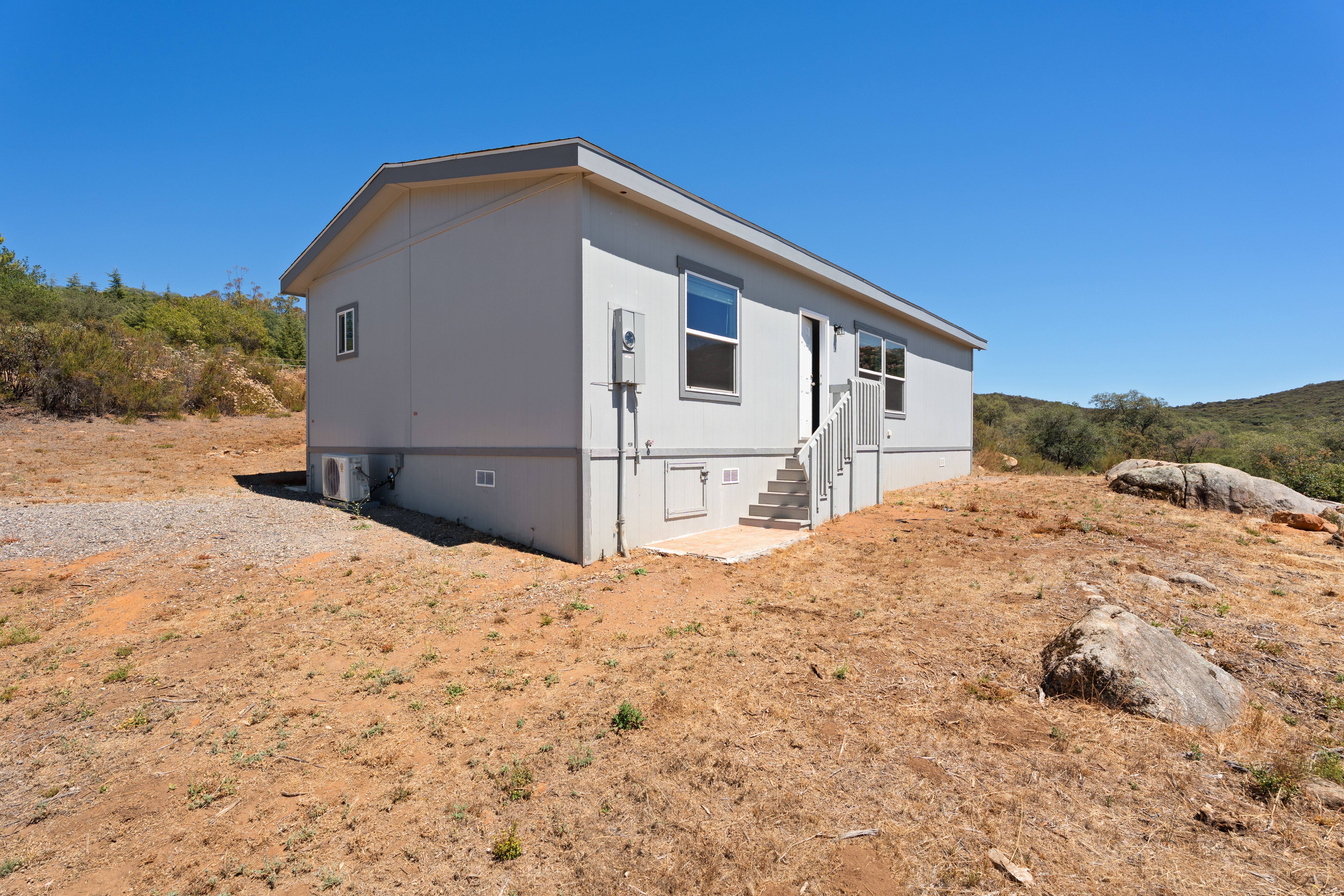  22815 Illahee Drive, Alpine, CA 91901 - 物件實景